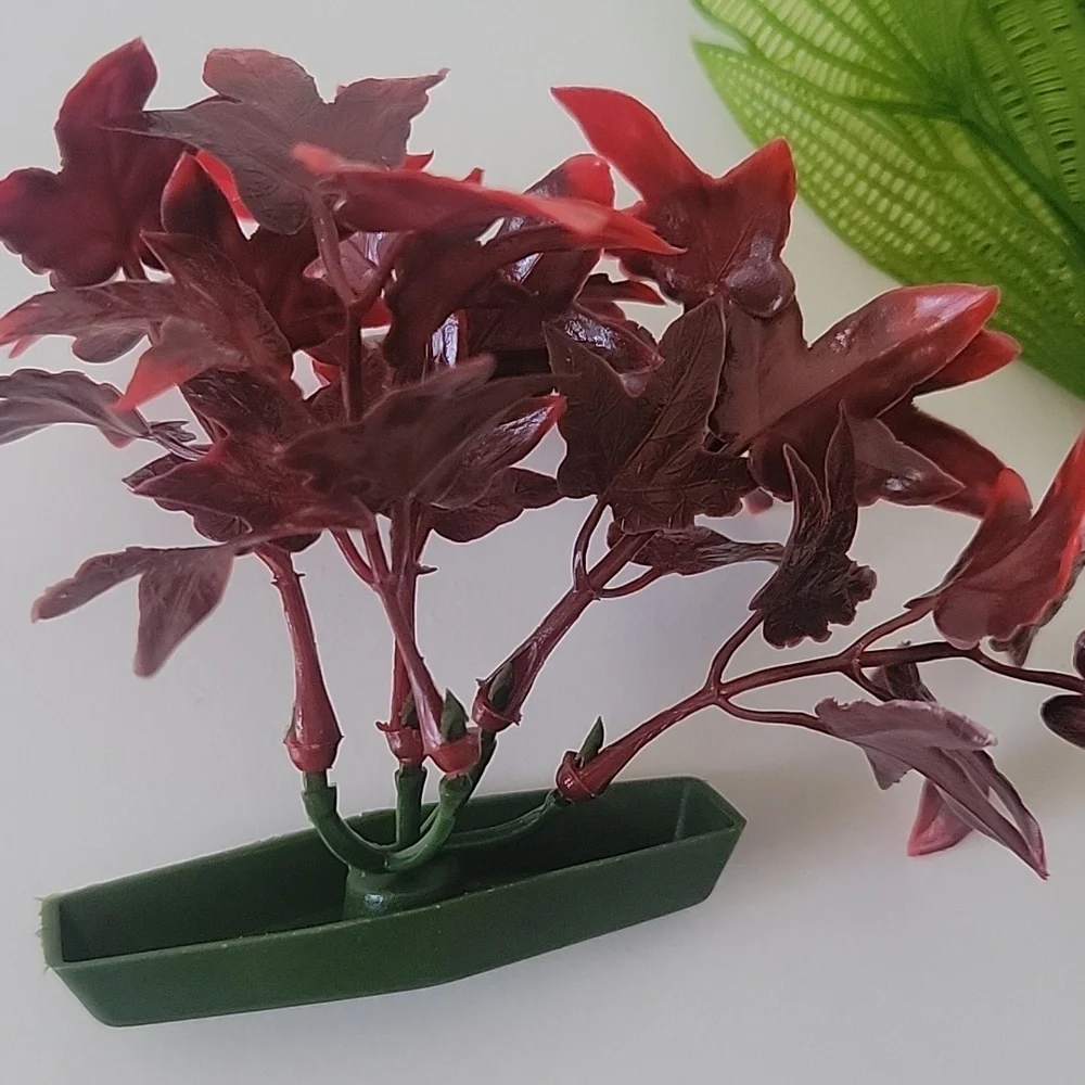 Green and Red Artificial Plant Aquarium Decor, 2 Pcs